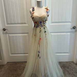 Ethereal Cream Tulle Prom Dress with Floral Appliqués